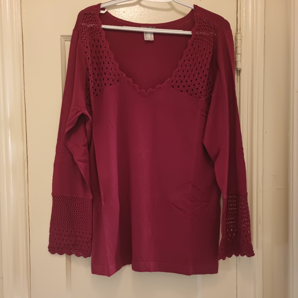 1x Venus Sweater new